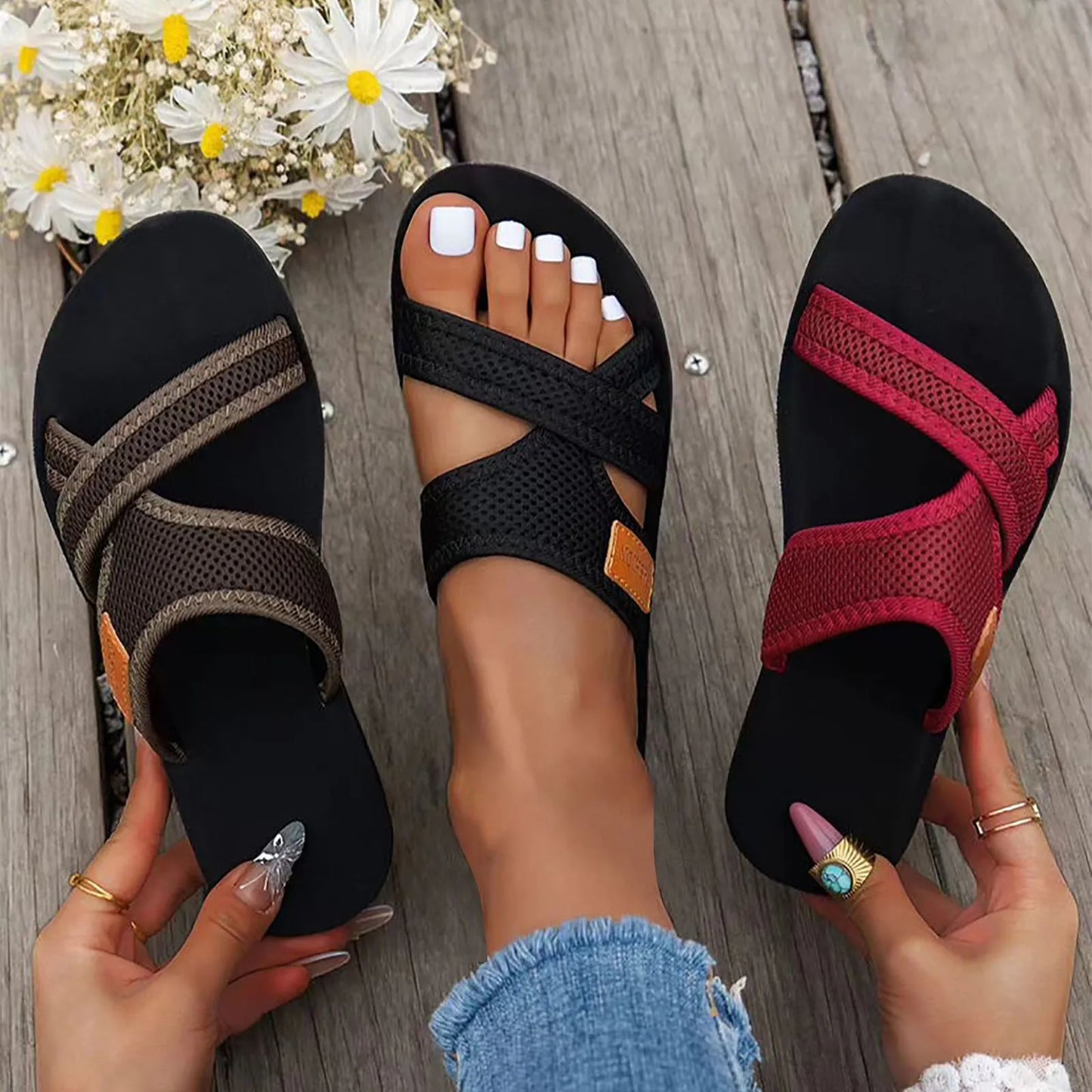 Clara | Orthopaedic mesh sandals